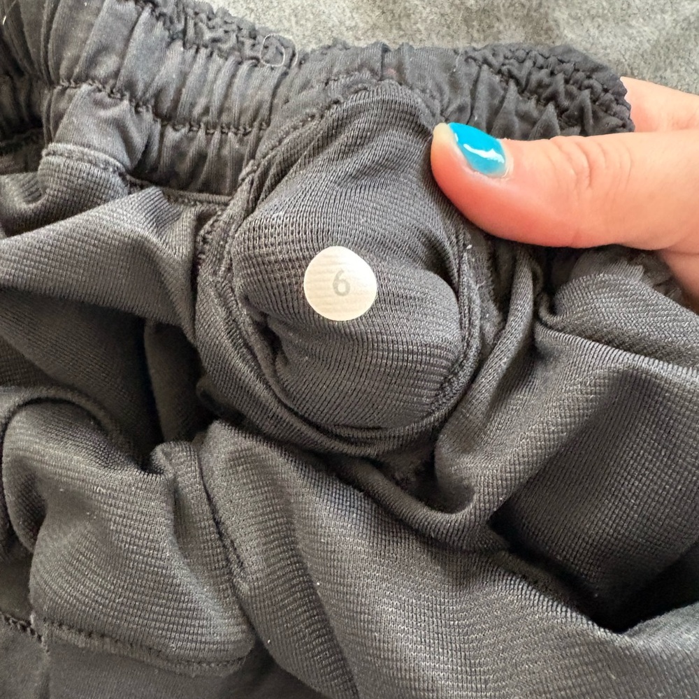 Lululemon shorts - Picture 2 of 4